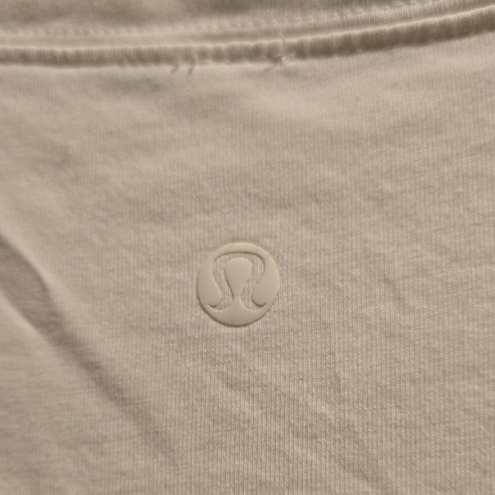 lululemon athletica Cream and Green Botanical Long Sleeve Tee - Picture 4 of 6